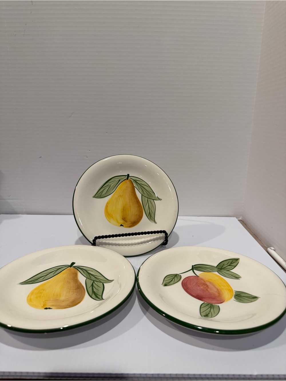 Vintage C & R Thailand T9Z1 Fruit Salad Plates Set 3 Pears Apple Hand Painted
